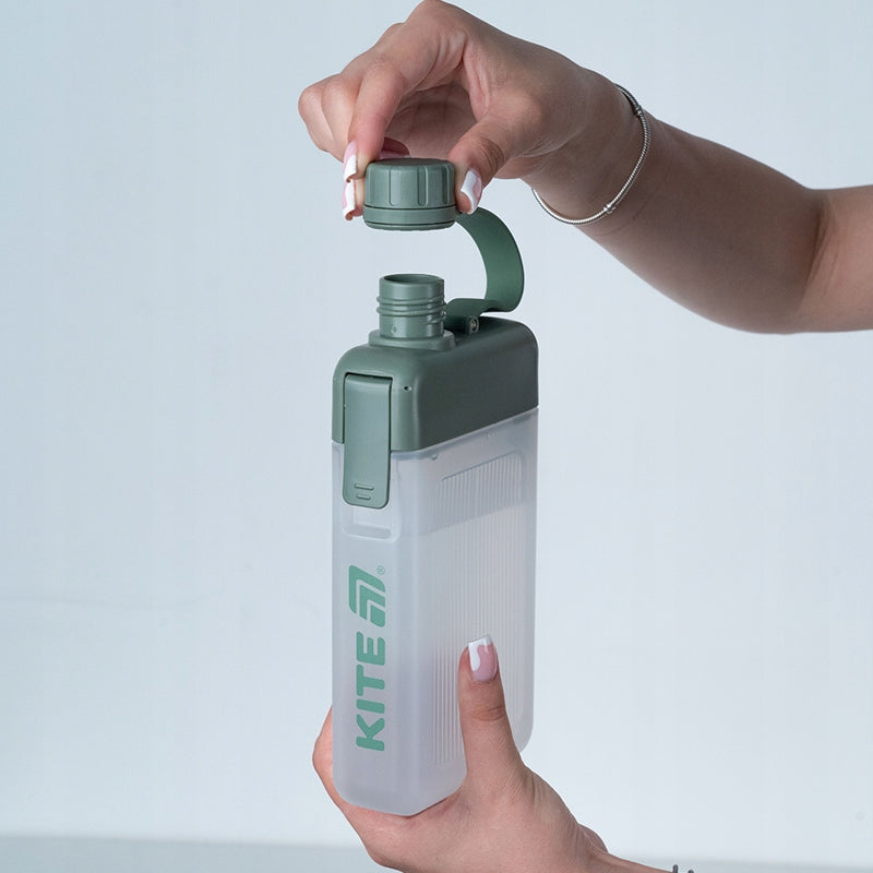 Minimalistyczna butelka Kite 450 ml z bezpiecznego plastiku do codziennego picia