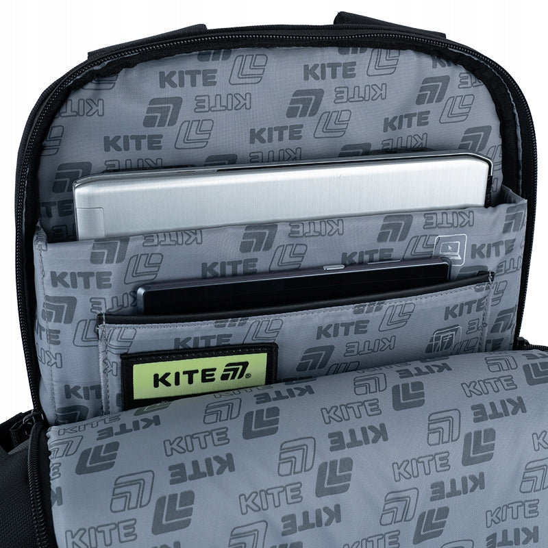 kieszeń na tablet z pluszową wyściółką