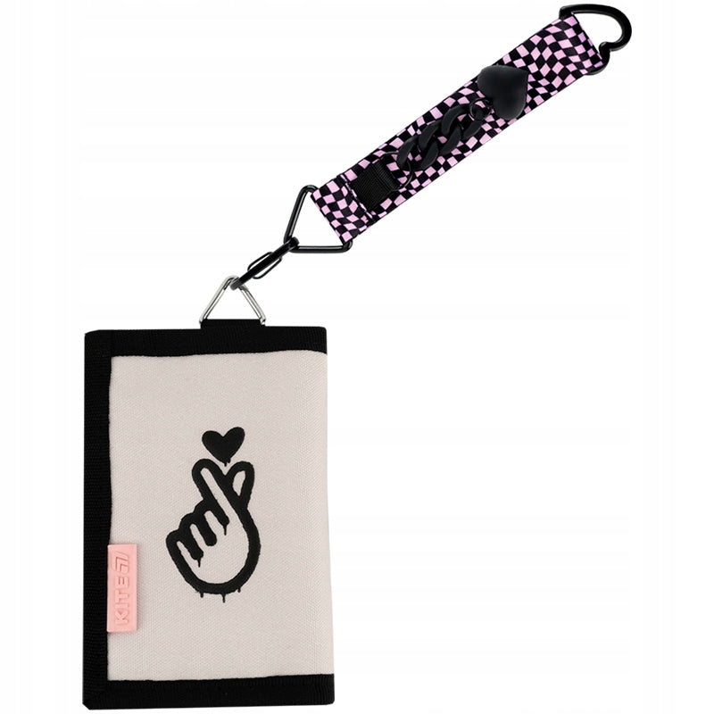 Tekstylna zawieszka 3D Kite jako brelok przy portfelu