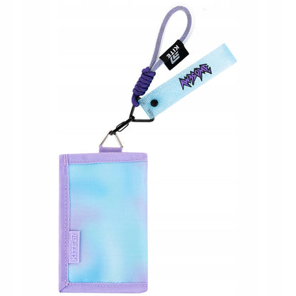 Brelok Kite używany jako dodatek do portfela