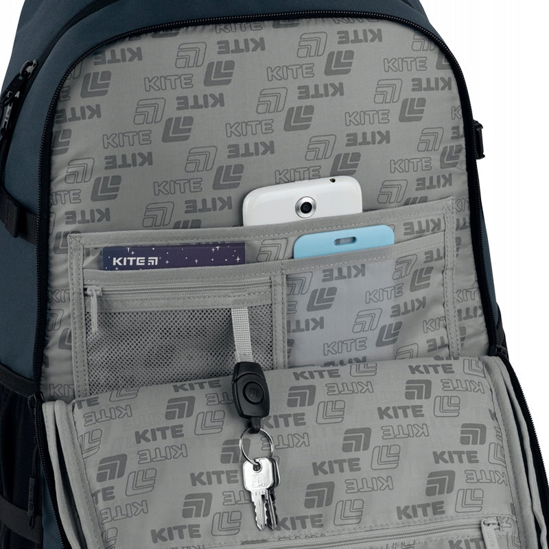 Plecak z organizerem Kite – odpinany brelok na klucze wewnątrz przedniej kieszeni.
