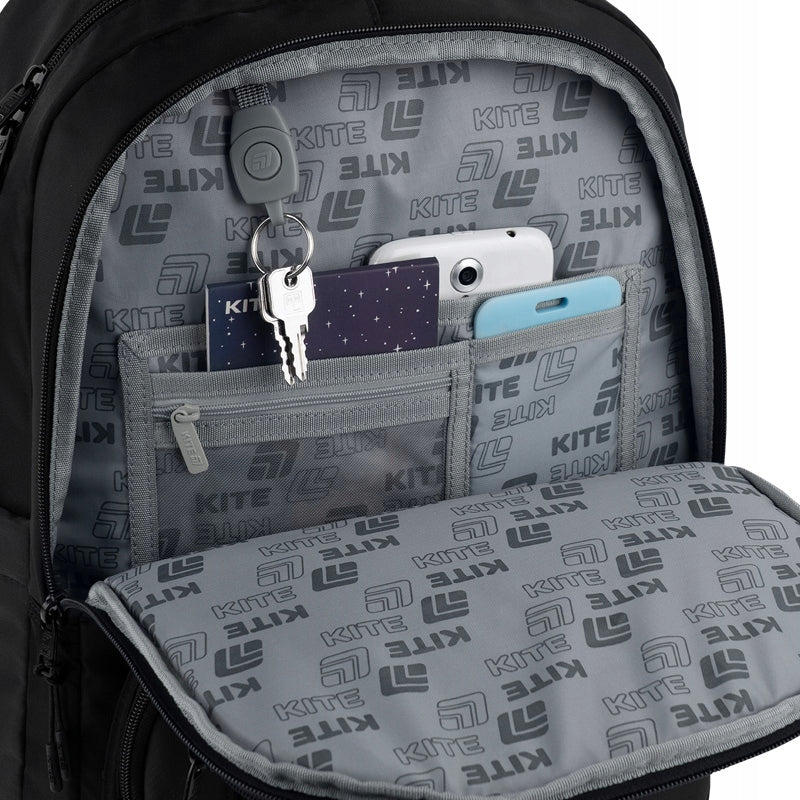 Odpinany brelok wewnątrz plecaka pozwalający na szybkie odpięcie kluczy.