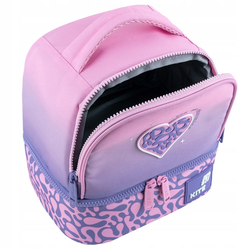 Widok z góry na ergonomiczny uchwyt z oddychającą siateczką.