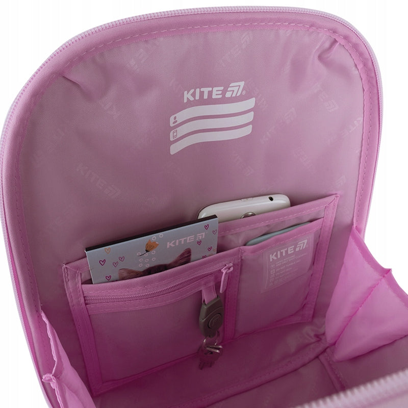 Miejsce na wpisanie imienia i danych kontaktowych właścicielki tornistra.