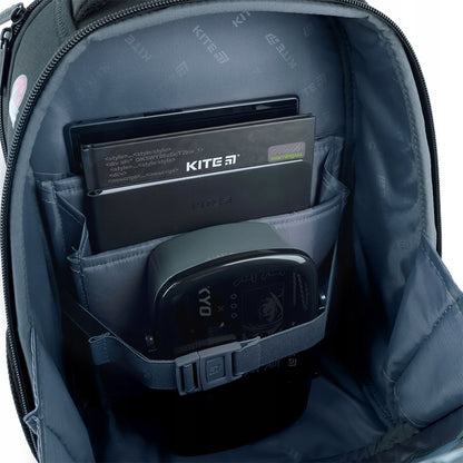 Tornister szkolny Kite – komora główna na książki i zeszyty