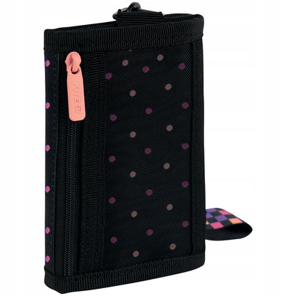 Widok portfela szkolnego Kite od tyłu z praktyczną kieszonką z siatki.