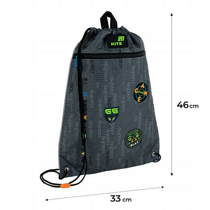 Wymiary szarego worka na buty Kite przedstawione na zdjęciu z infografiką.