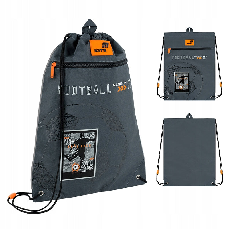 Szary worek na obuwie Kite z motywem piłki nożnej – ogólny widok produktu.