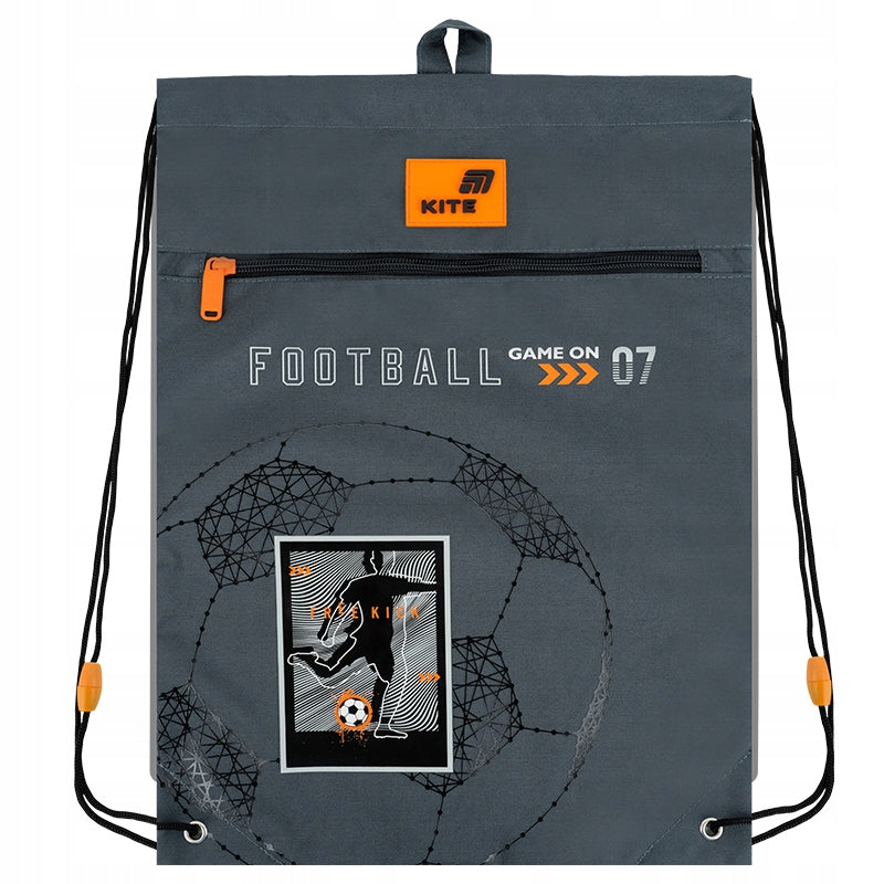 Worek na buty Kite K26-601M-4 widok z przodu z widoczną kieszenią na suwak.