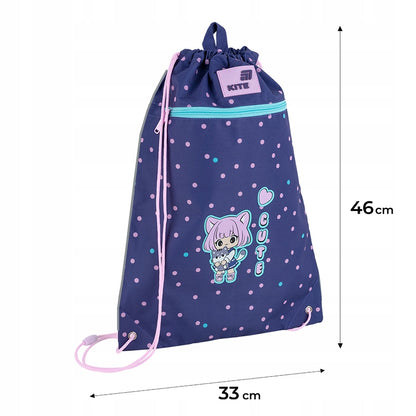 Porównanie skali produktu Kite K26-601M-7 na zdjęciu obrazującym wymiary 46x33 cm.