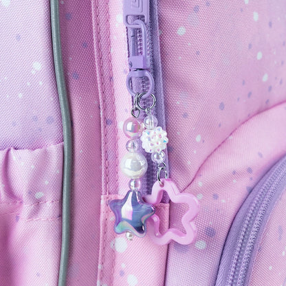 Zdejmowany brelok-zawieszka przy zamku błyskawicznym.