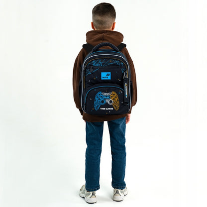 Miękki plecak ortopedyczny Kite Game na białym tle.