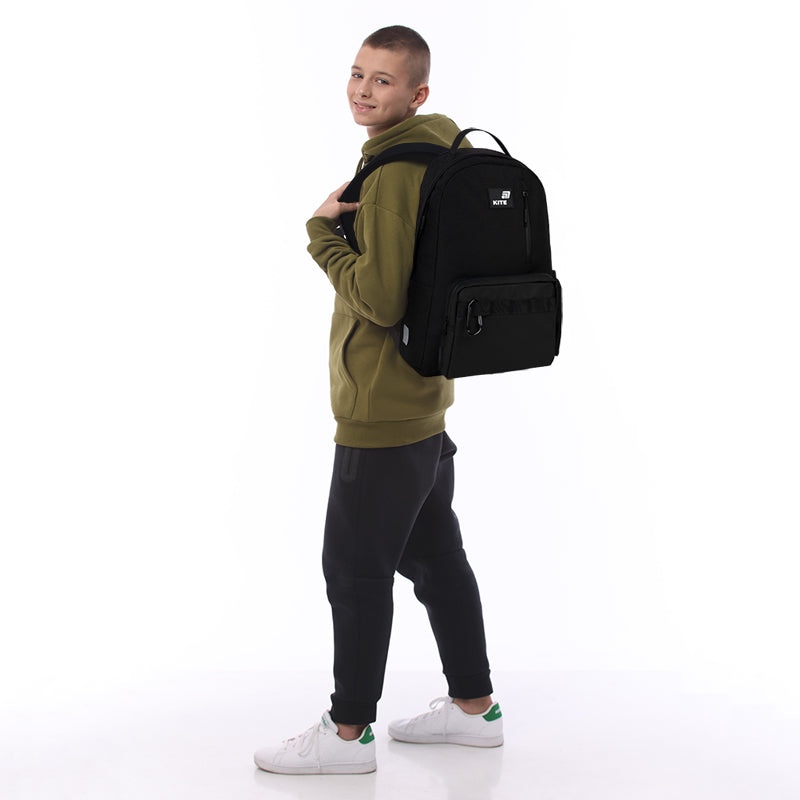 Plecak szkolny Kite Education Teens Black – minimalistyczny styl