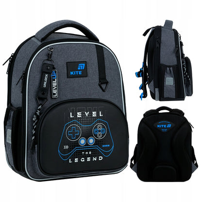 Tornister szkolny ortopedyczny – dekoracyjne naszywki i zawieszki