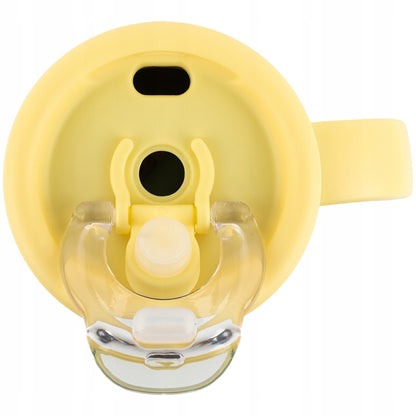 Kubek termiczny dla dzieci z otwartym zamknięciem typu ustnik do napojów gorących.