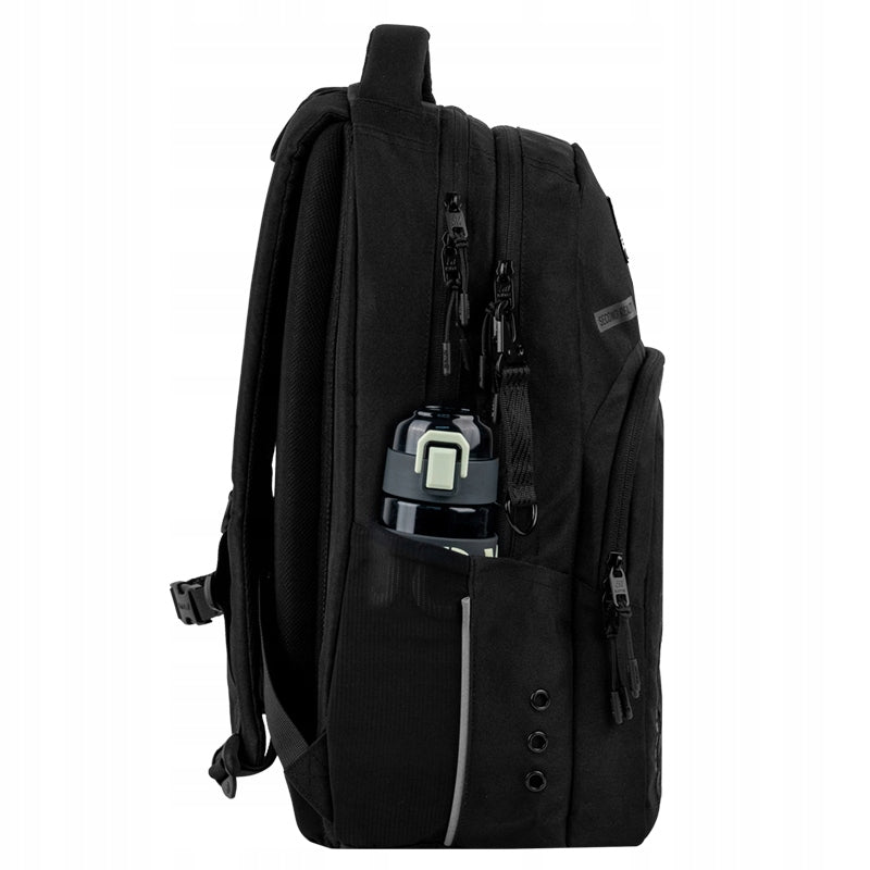 boczna kieszeń z elastycznej siateczki na butelkę lub termos