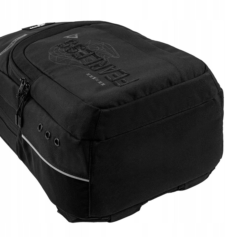 wzmocnione stabilne dno plecaka szkolnego Kite