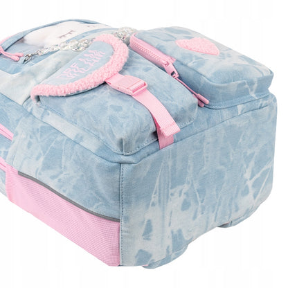 wzmocnione i stabilne dno plecaka szkolnego Kite