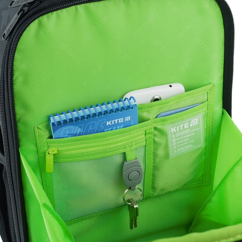 Wewnętrzne przegrody plecaka Kite z karabińczykiem na telefon i organizerem