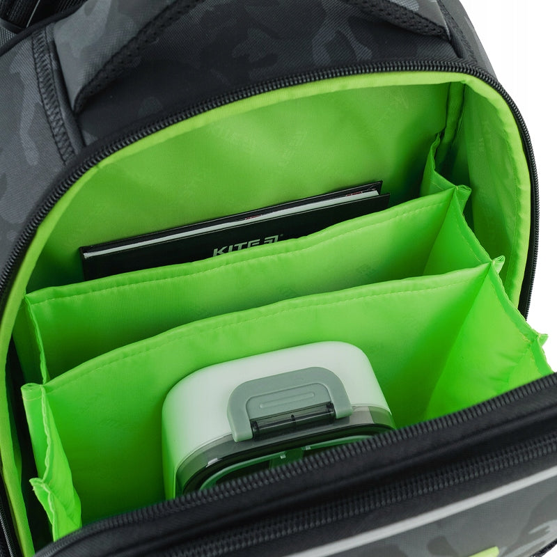 Kieszeń na tablet z pluszową wyściółką w plecaku Kite