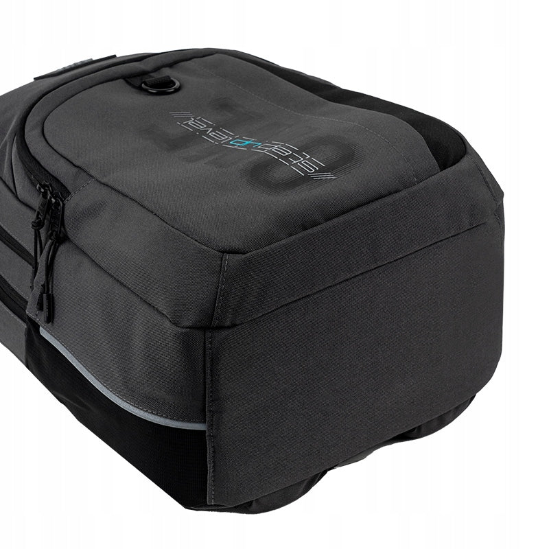 wzmocnione stabilne dno plecaka szkolnego