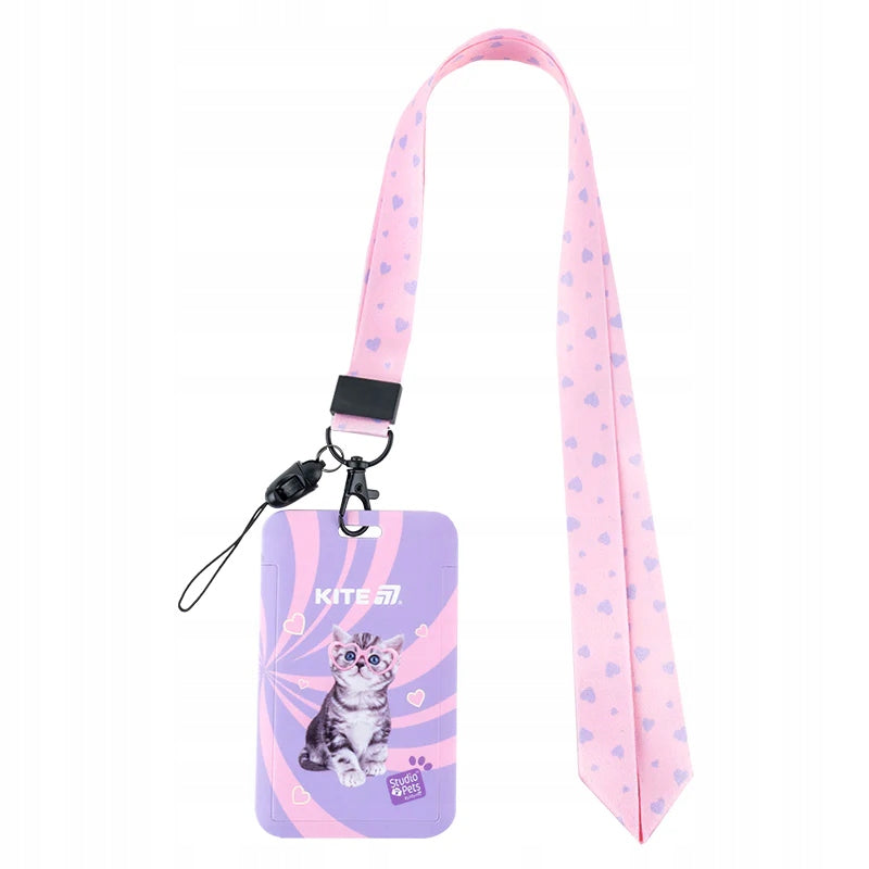 Identyfikator dla dzieci Studio Pets Kite z karabińczykiem i pętlą-zatrzaskiem
