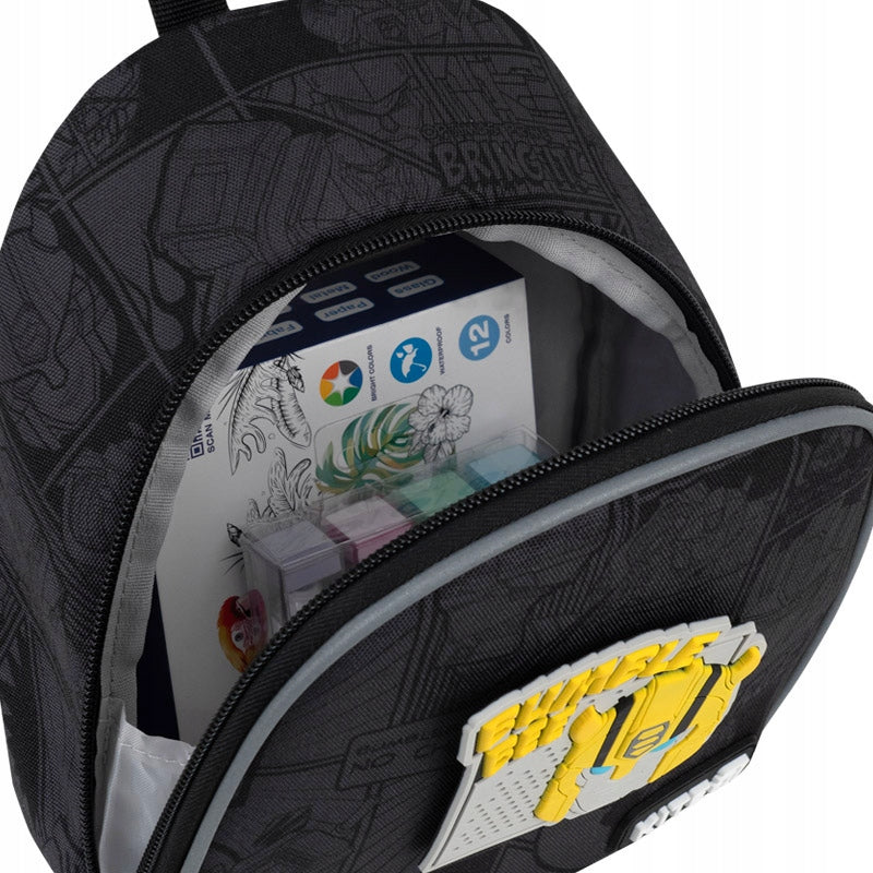 Wnętrze plecaka Kite z jedną pojemną komorą na ulubione zabawki.