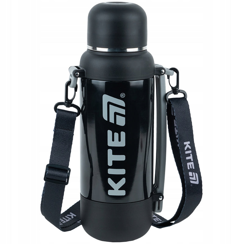 Termos z pokrywką służącą jako kubek do picia