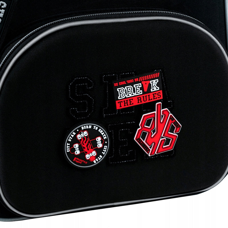 Tornister Kite z wymiennymi naszywkami – detal