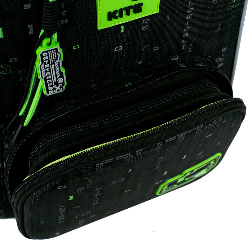 Tornister szkolny ortopedyczny z pojemną kieszenią przednią na piórnik