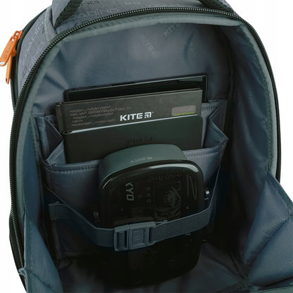 Tornister szkolny Kite – wnętrze z przegrodami na książki