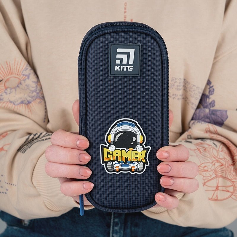 Piórnik saszetka dla chłopca