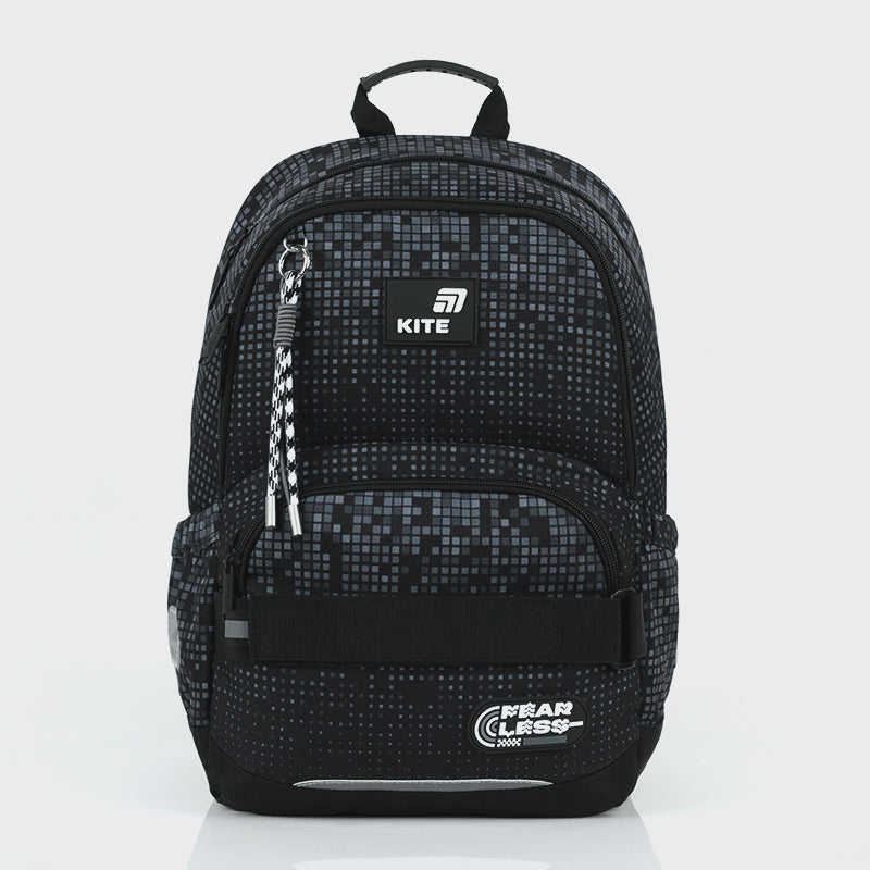 Batoh školský ortopedický čierny pre chlapcov so zosilneným dnom Kite Fearless